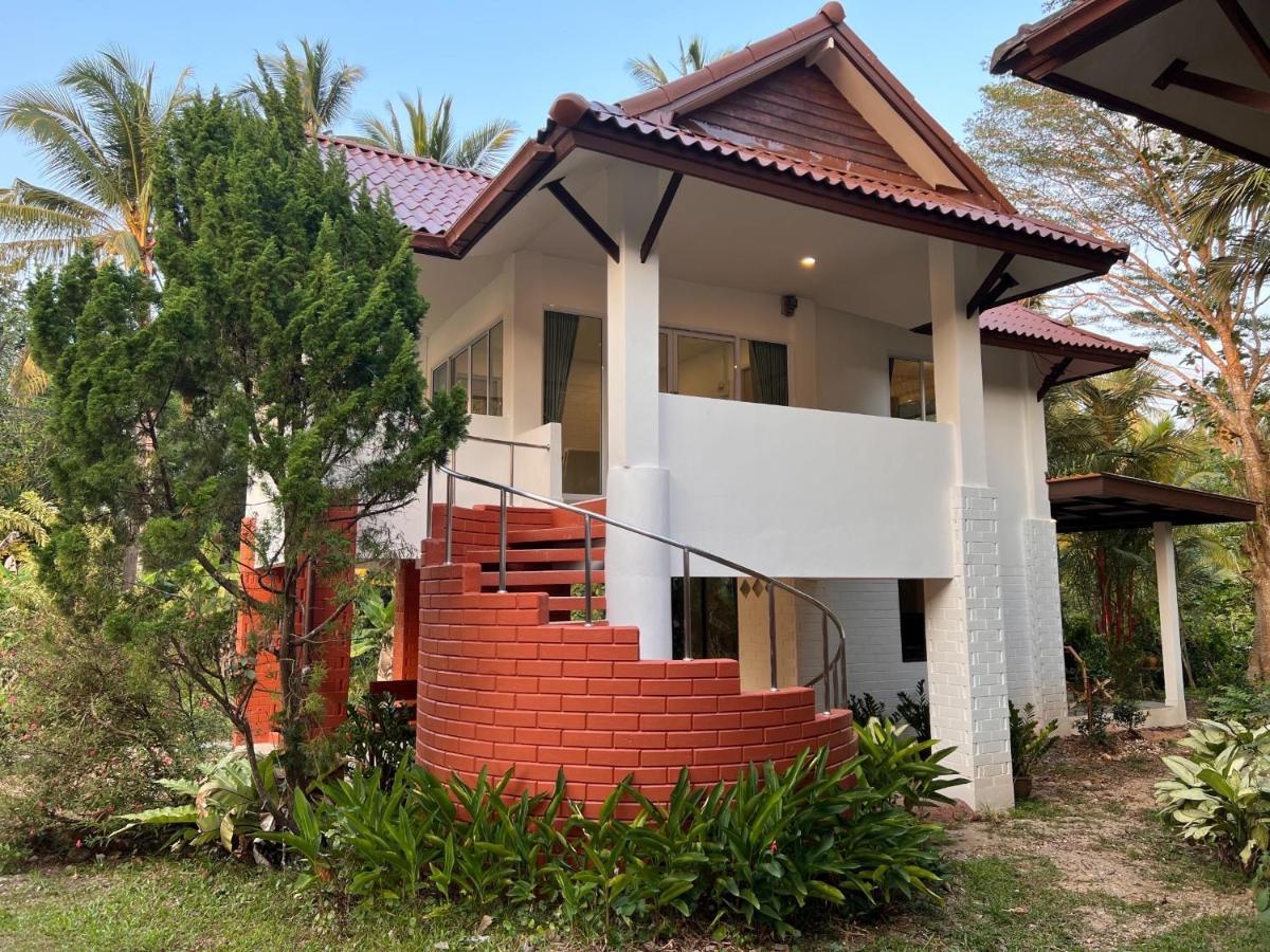 Naisang Hostel Chumphon Eksteriør bilde