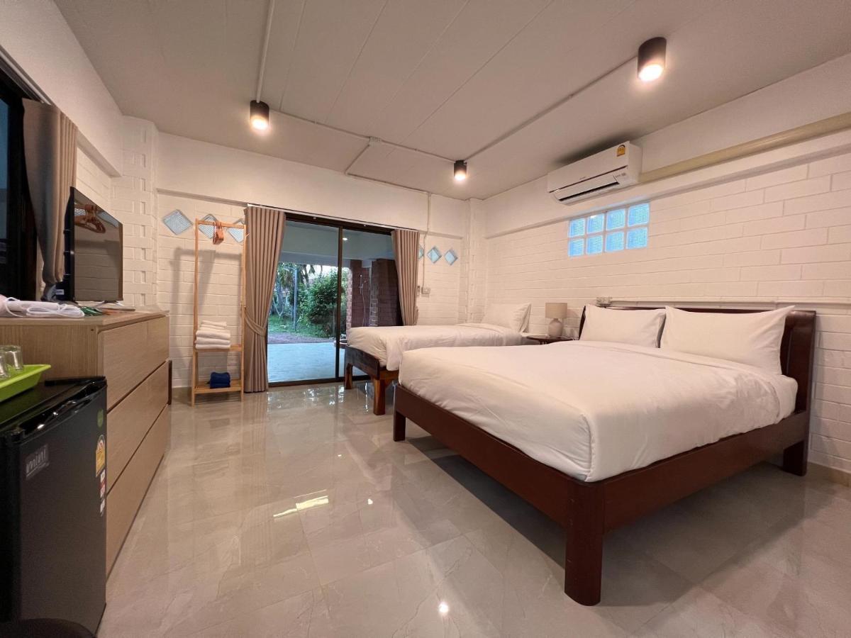 Naisang Hostel Chumphon Eksteriør bilde