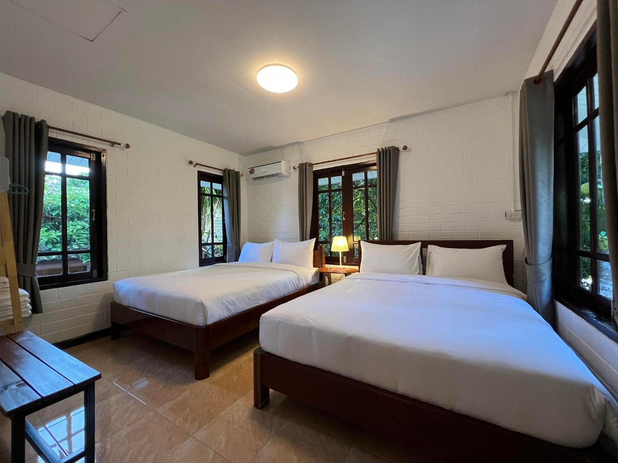 Naisang Hostel Chumphon Eksteriør bilde